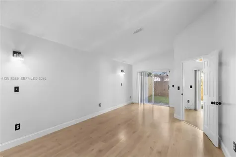 1035 W Jasmine Lane North Lauderdale FL 33068