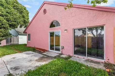 1035 W Jasmine Lane North Lauderdale FL 33068