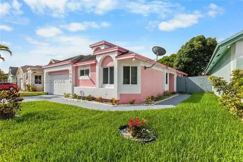 1035 W Jasmine Lane North Lauderdale FL 33068