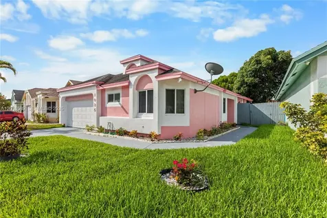 1035 W Jasmine Lane North Lauderdale FL 33068