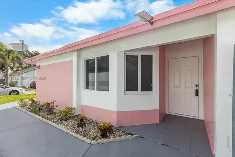 1035 W Jasmine Lane North Lauderdale FL 33068