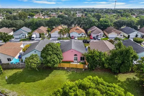 1035 W Jasmine Lane North Lauderdale FL 33068