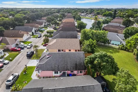 1035 W Jasmine Lane North Lauderdale FL 33068