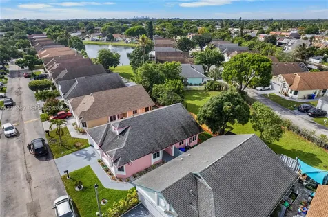 1035 W Jasmine Lane North Lauderdale FL 33068