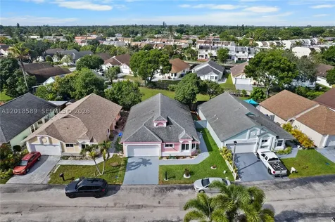 1035 W Jasmine Lane North Lauderdale FL 33068
