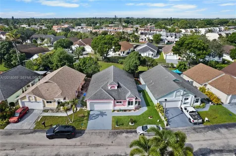 1035 W Jasmine Lane North Lauderdale FL 33068