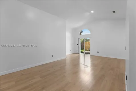 1035 W Jasmine Lane North Lauderdale FL 33068