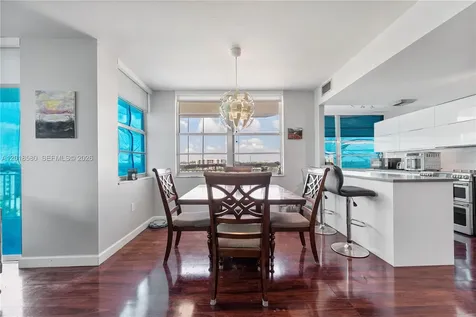 18011 Biscayne Boulevard Aventura FL 33160