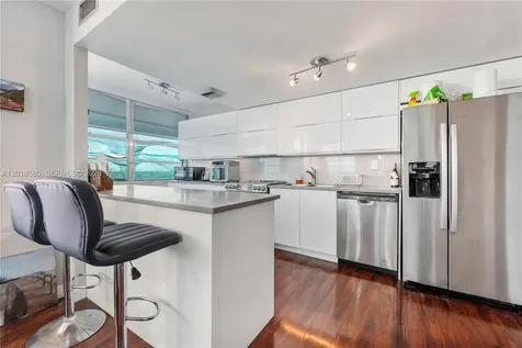 18011 Biscayne Boulevard Aventura FL 33160