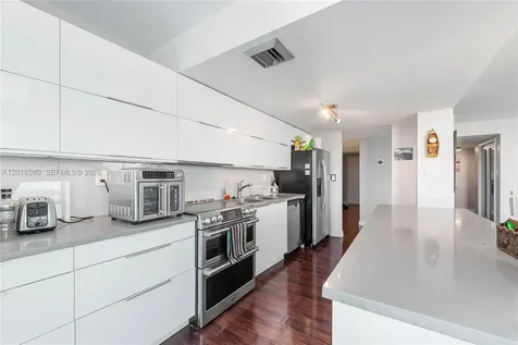 18011 Biscayne Boulevard Aventura FL 33160