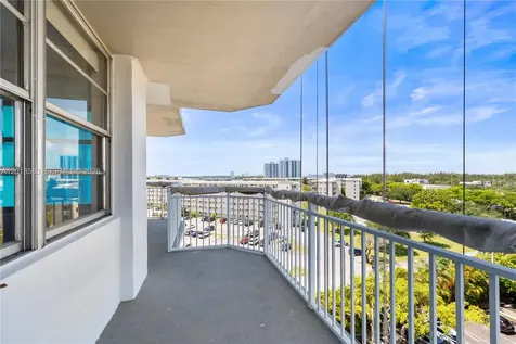 18011 Biscayne Boulevard Aventura FL 33160