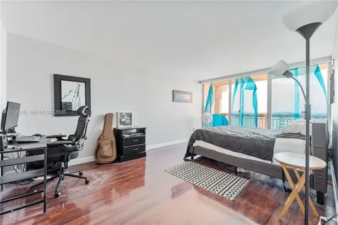 18011 Biscayne Boulevard Aventura FL 33160