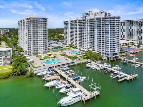 18011 Biscayne Boulevard Aventura FL 33160