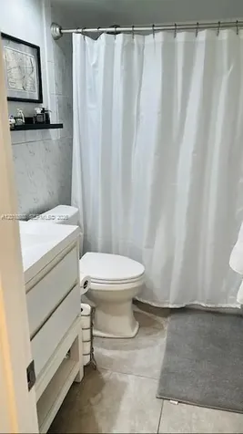 440 Paradise Isle Boulevard Hallandale Beach FL 33009
