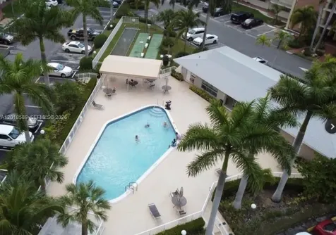 440 Paradise Isle Boulevard Hallandale Beach FL 33009