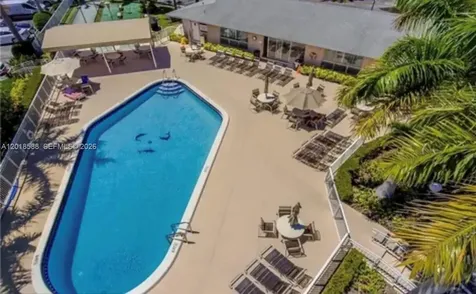 440 Paradise Isle Boulevard Hallandale Beach FL 33009