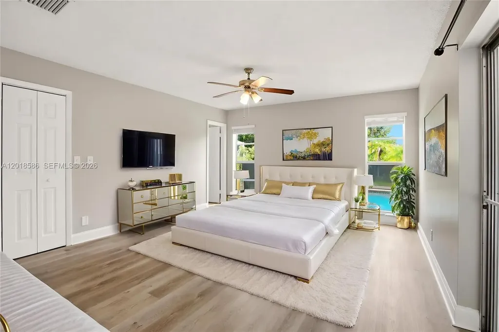 827 NW 87th Avenue Coral Springs FL 33071