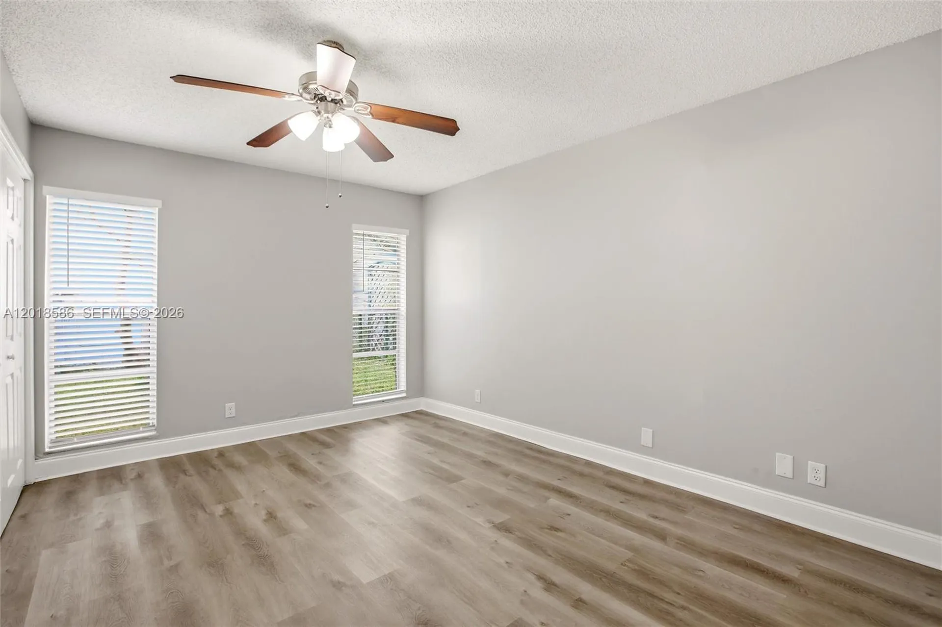 827 NW 87th Avenue Coral Springs FL 33071