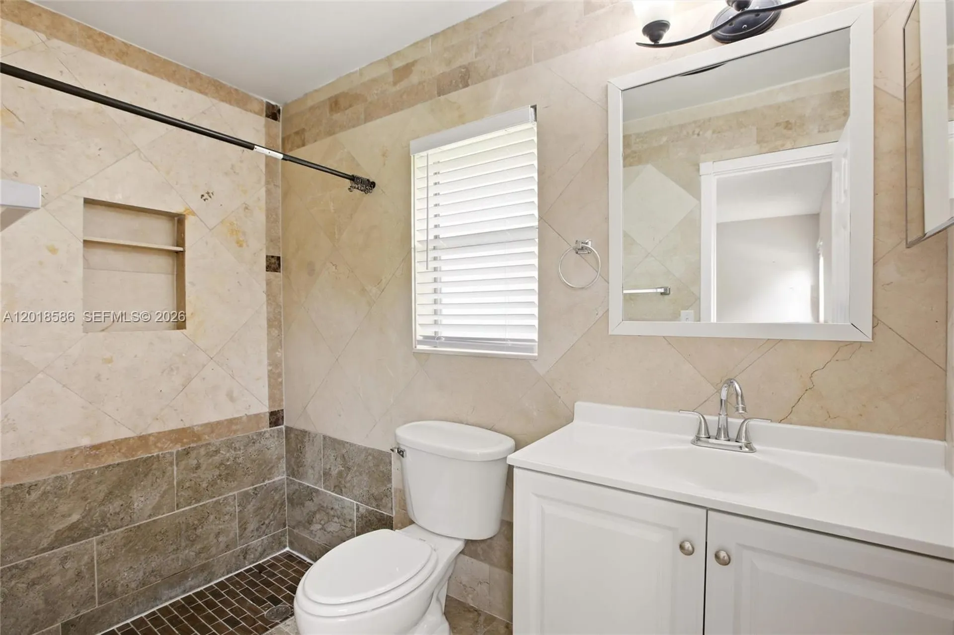 827 NW 87th Avenue Coral Springs FL 33071