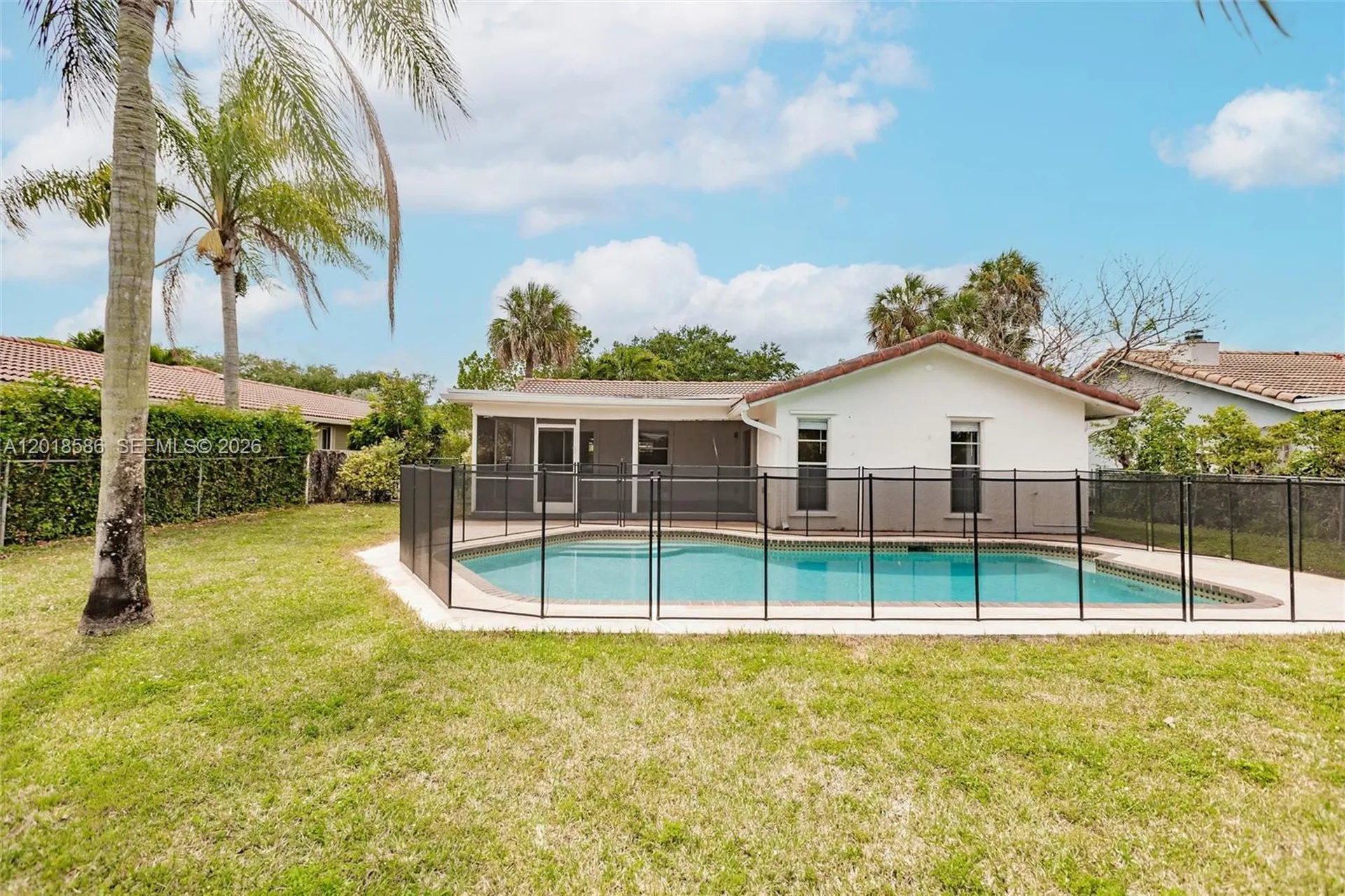 827 NW 87th Avenue Coral Springs FL 33071