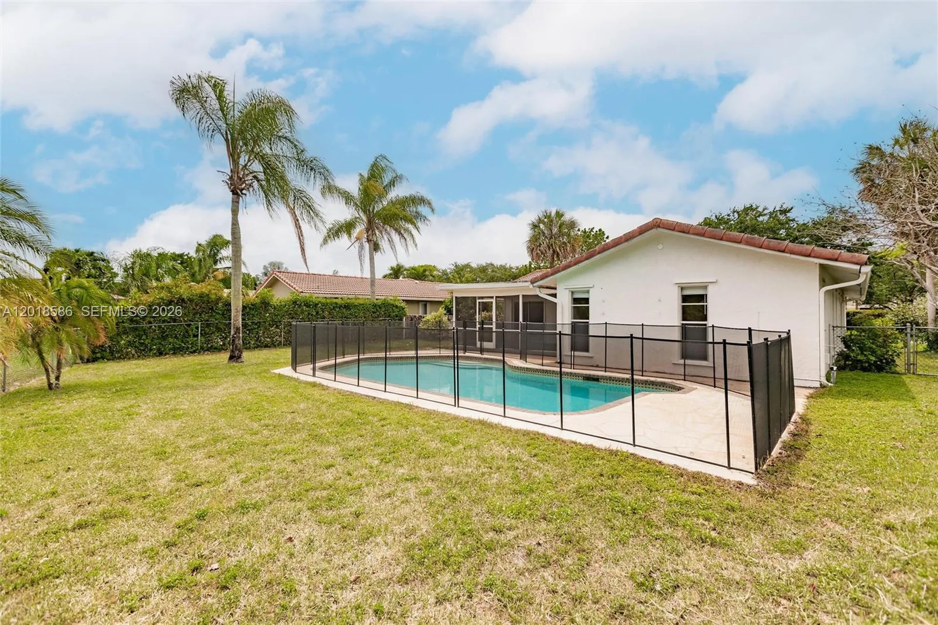 827 NW 87th Avenue Coral Springs FL 33071
