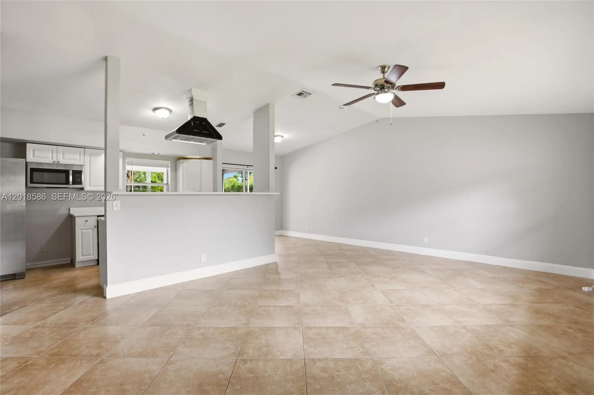 827 NW 87th Avenue Coral Springs FL 33071