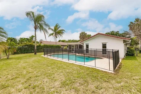 827 NW 87th Avenue Coral Springs FL 33071