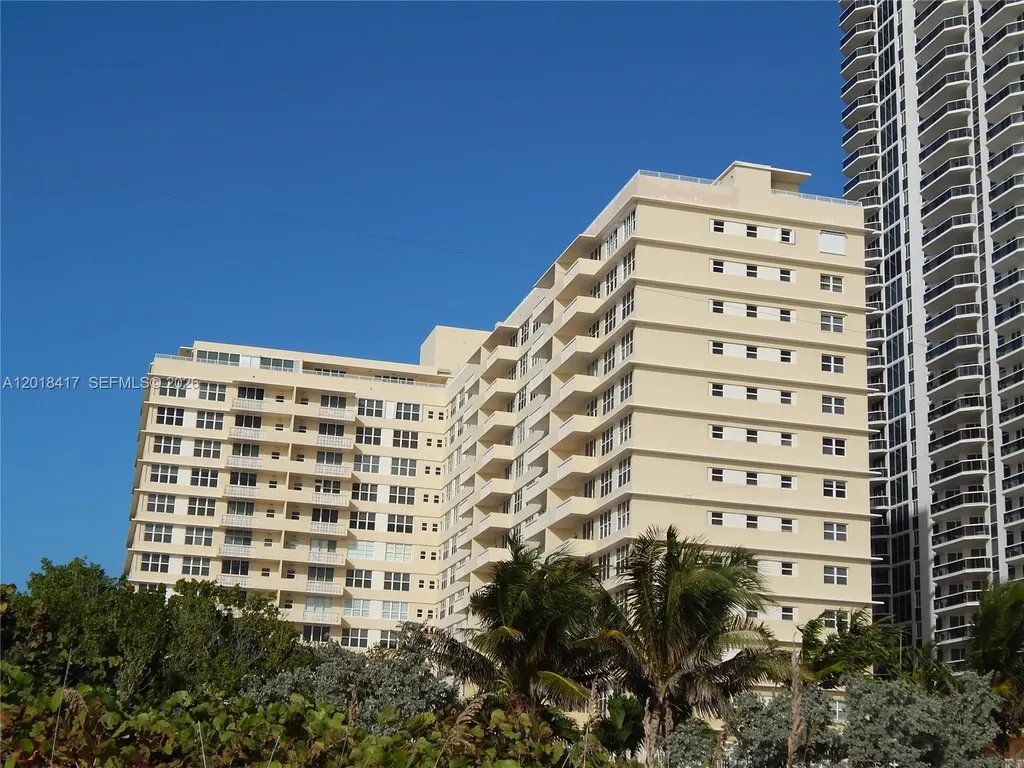 4747 Collins Avenue Miami Beach FL 33140