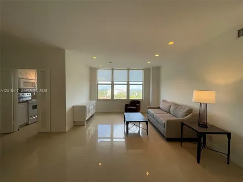 4747 Collins Avenue Miami Beach FL 33140