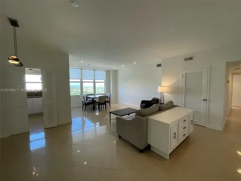 4747 Collins Avenue Miami Beach FL 33140