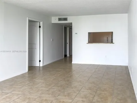 496 NW 165th St Road Miami FL 33169