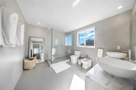 50 Ocean Lane Drive Key Biscayne FL 33149