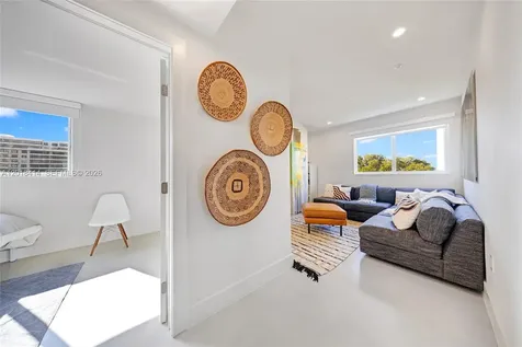 50 Ocean Lane Drive Key Biscayne FL 33149