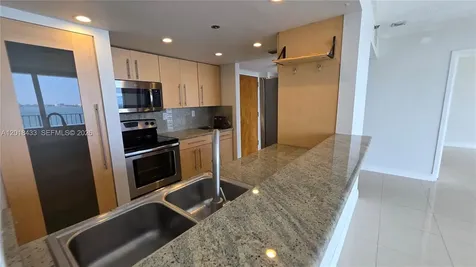 7601 E Treasure Drive North Bay Village FL 33141