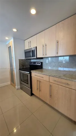 7601 E Treasure Drive North Bay Village FL 33141