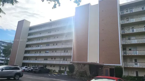 1001 NE 14th Avenue Hallandale Beach FL 33009