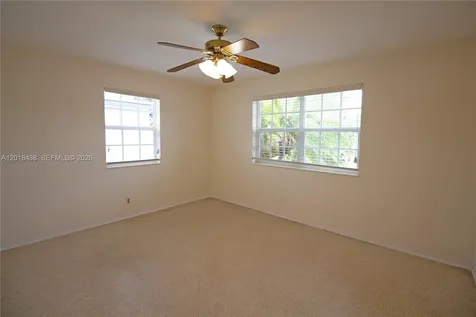125 SW 3rd Avenue Hallandale Beach FL 33009