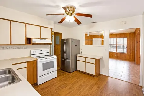 125 SW 3rd Avenue Hallandale Beach FL 33009