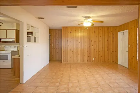 125 SW 3rd Avenue Hallandale Beach FL 33009