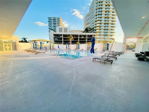 14951 Royal Oaks Lane North Miami FL 33181