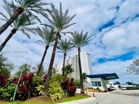 14951 Royal Oaks Lane North Miami FL 33181