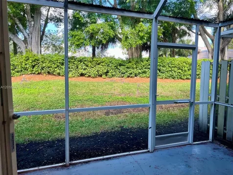 982 Sevilla Circle Weston FL 33326
