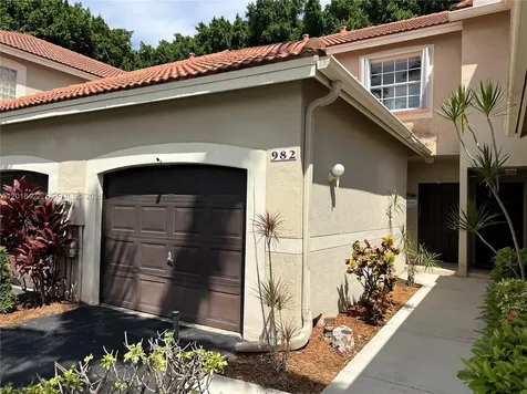 982 Sevilla Circle Weston FL 33326
