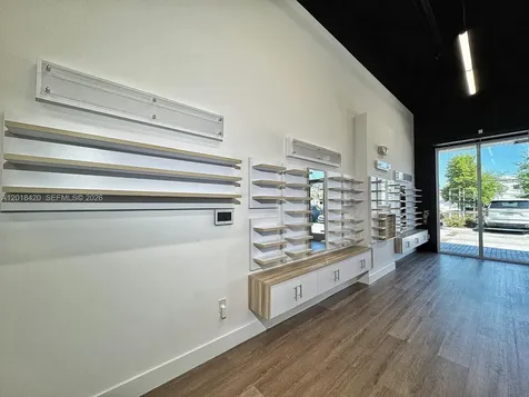 10890 NW 17th Street #118 Sweetwater FL 33172