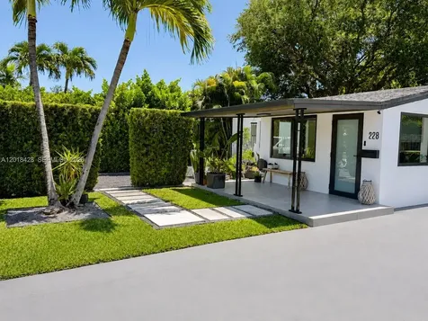 228 SW 22nd Street Fort Lauderdale FL 33315