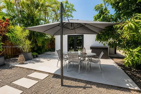 228 SW 22nd Street Fort Lauderdale FL 33315
