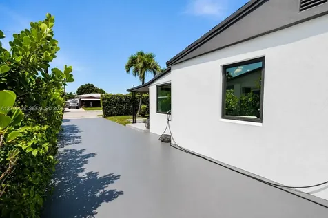 228 SW 22nd Street Fort Lauderdale FL 33315