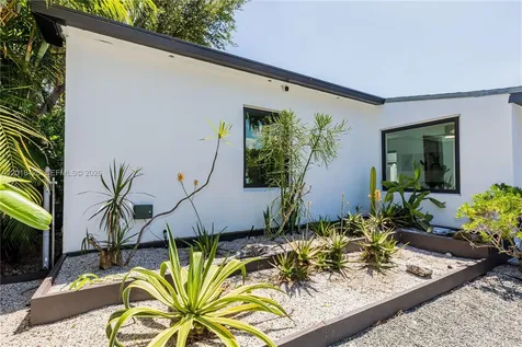 228 SW 22nd Street Fort Lauderdale FL 33315