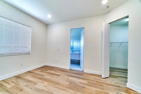 10447 NW 66th Street Doral FL 33178