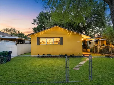2760 NW 58th Street Miami FL 33142